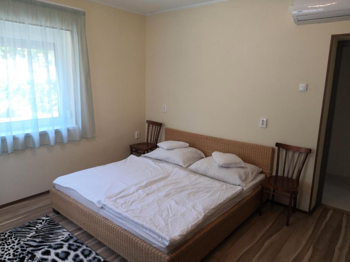 Appartamento Lila Fuge Apartman Balatonfüred Esterno foto