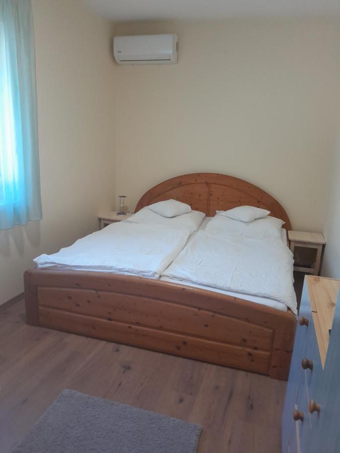 Appartamento Lila Fuge Apartman Balatonfüred Esterno foto