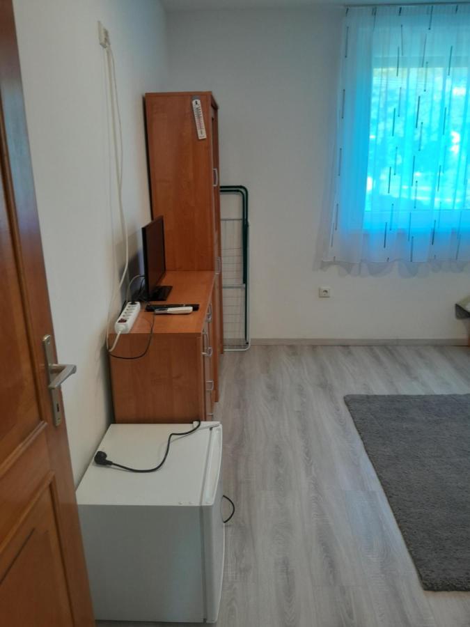 Appartamento Lila Fuge Apartman Balatonfüred Esterno foto